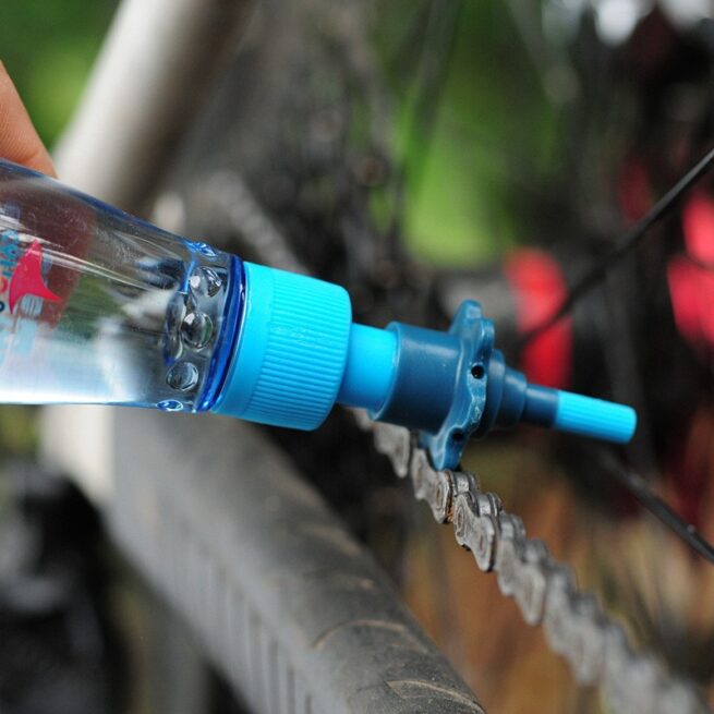 Bicycle Chain Lubricant With Applicator (Roller) - Image 2