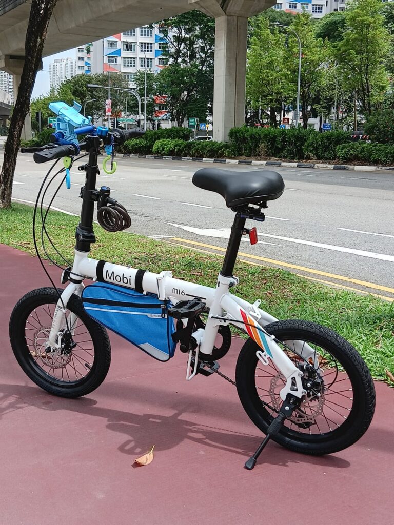 How to Safely Ride and Park Your Foldable E-Bike in Singapore’s Urban Areas