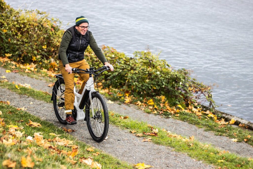 Understanding Singapore’s E-Bike Regulations and Safety Tips for New Riders